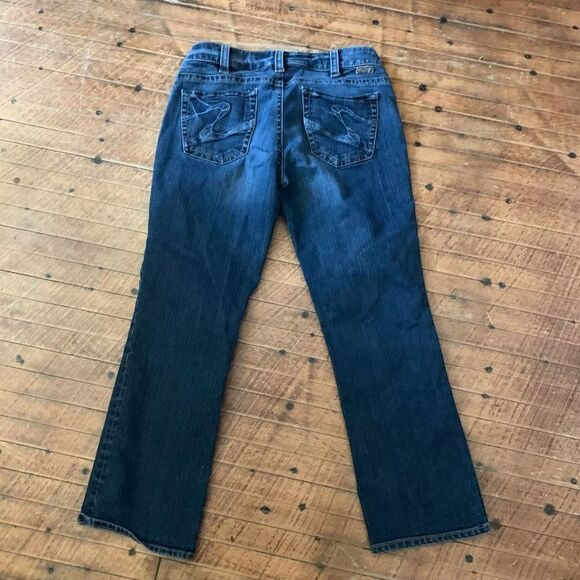 Silver Western cowboycore dark wash size 30 capri jeans - Picture 4 of 4